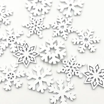 50pcs sumaišykite kalėdų snaigės modelio Baltas medinis Scrapbooking Carft Namų dekoro 